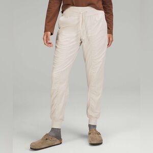Lululemon Dance Studio Mid Rise Joggers White Opal Size 6